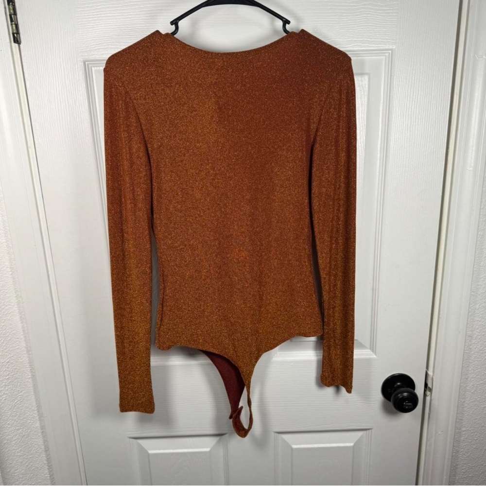 Elodie Copper Shimmer‎ V-Neck Bodysuit - Picture 3 of 5